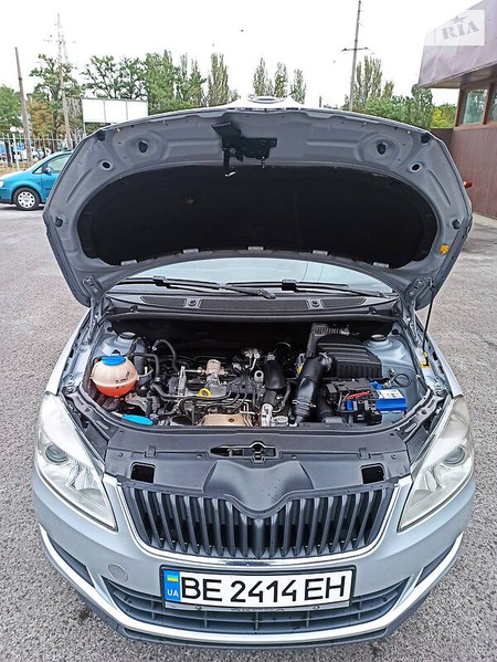 Skoda Roomster 2014  випуску Миколаїв з двигуном 1.2 л бензин універсал механіка за 7300 долл. 