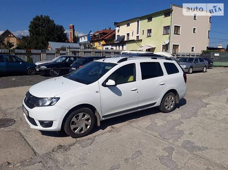 Dacia Logan MCV 2014  випуску Ужгород з двигуном 1.2 л  універсал механіка за 5200 долл. 