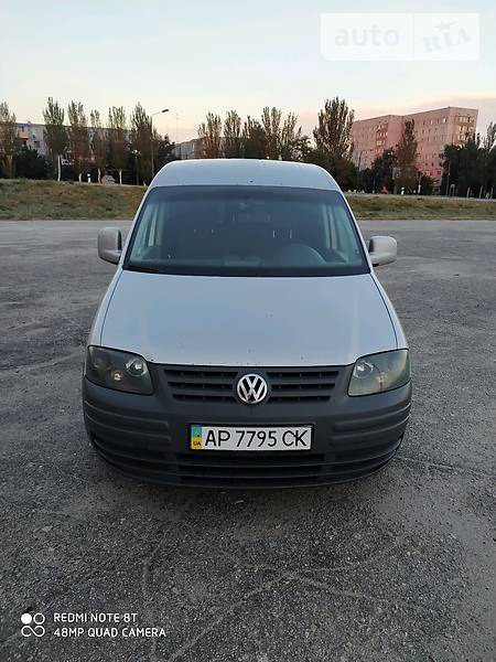 Volkswagen Caddy 2006  випуску Запоріжжя з двигуном 1.9 л дизель мінівен автомат за 6400 долл. 