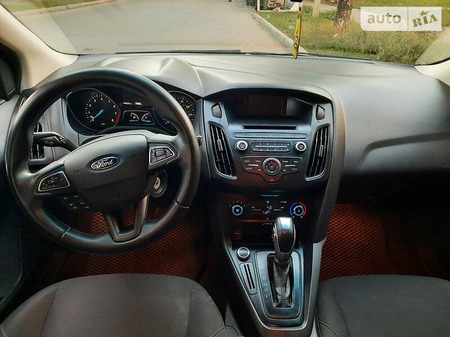 Ford Focus 2014  випуску Суми з двигуном 2 л бензин седан автомат за 8150 долл. 