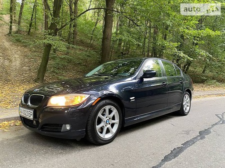 BMW 328 2010  випуску Київ з двигуном 3 л бензин седан автомат за 8300 долл. 