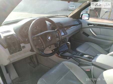 BMW X5 2001  випуску Тернопіль з двигуном 4.4 л  позашляховик автомат за 4800 долл. 