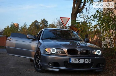 BMW 330 2004  випуску Львів з двигуном 0 л дизель купе автомат за 5950 долл. 