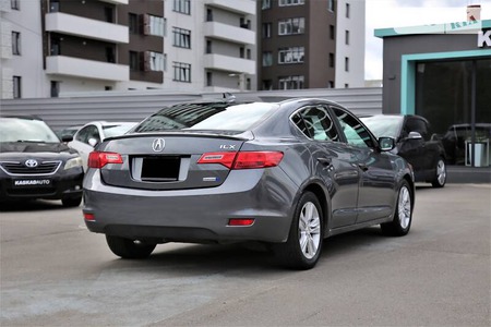 Acura ILX 2012  випуску Харків з двигуном 1.5 л гібрид седан автомат за 11400 долл. 