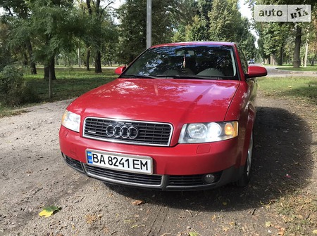 Audi A4 Limousine 2002  випуску Кропивницький з двигуном 1.8 л  седан автомат за 5700 долл. 