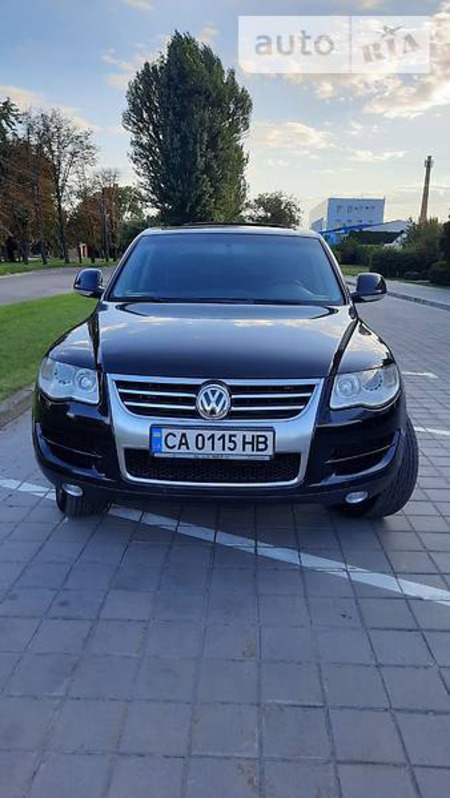 Volkswagen Touareg 2007  випуску Черкаси з двигуном 3 л дизель позашляховик автомат за 15000 долл. 