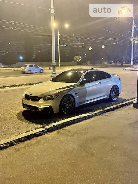 BMW M4 2015  випуску Харків з двигуном 3 л бензин купе  за 43000 долл. 