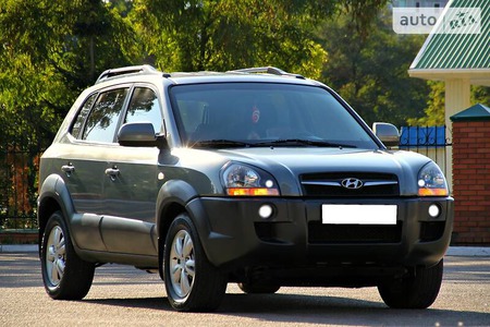 Hyundai Tucson 2012  випуску Дніпро з двигуном 2 л дизель позашляховик механіка за 11200 долл. 
