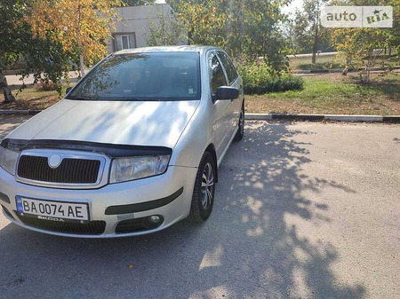 Skoda Fabia 2006  випуску Кропивницький з двигуном 1.2 л бензин хэтчбек механіка за 3000 долл. 