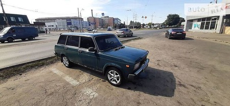 Lada 2104 1996  випуску Дніпро з двигуном 1.5 л  універсал механіка за 1650 долл. 