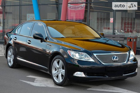 Lexus LS 460 2007  випуску Київ з двигуном 4.6 л бензин седан автомат за 12950 долл. 