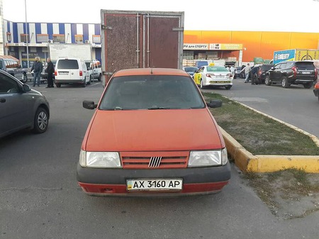 Fiat Tempra 1994  випуску Харків з двигуном 0 л бензин седан механіка за 900 долл. 