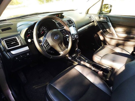 Subaru Forester 2016  випуску Суми з двигуном 2.5 л бензин позашляховик автомат за 16300 долл. 