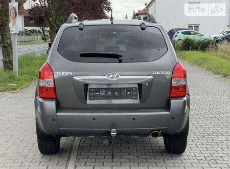 Hyundai Tucson 2007  випуску Київ з двигуном 2 л бензин позашляховик механіка за 5000 долл. 