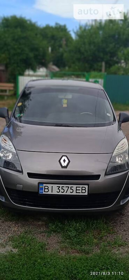 Renault Scenic 2009  випуску Полтава з двигуном 1.5 л дизель мінівен механіка за 8200 долл. 