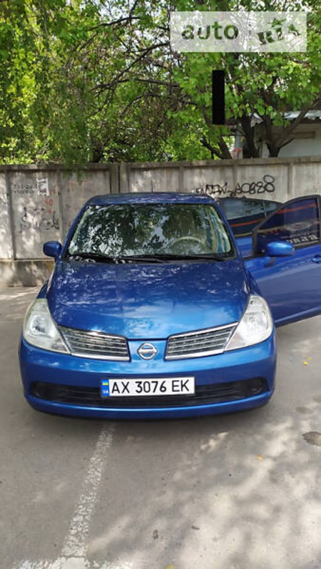 Nissan Tiida 2008  випуску Харків з двигуном 1.6 л бензин хэтчбек автомат за 5300 долл. 