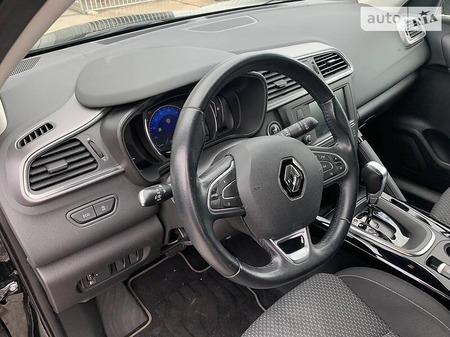 Renault Kadjar 2018  випуску Рівне з двигуном 1.5 л дизель позашляховик автомат за 17200 долл. 