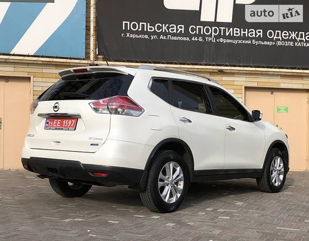 Nissan Rogue 2015  випуску Харків з двигуном 0 л бензин позашляховик автомат за 13500 долл. 