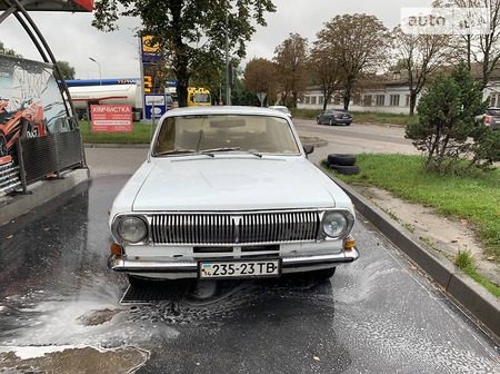 ГАЗ 2410 1986  випуску Львів з двигуном 2.4 л  седан механіка за 1400 долл. 