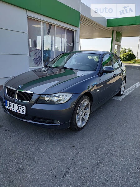 BMW 318 2006  випуску Херсон з двигуном 0 л бензин седан  за 5800 долл. 