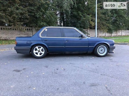 BMW 324 1986  випуску Вінниця з двигуном 2.4 л дизель седан механіка за 1200 долл. 