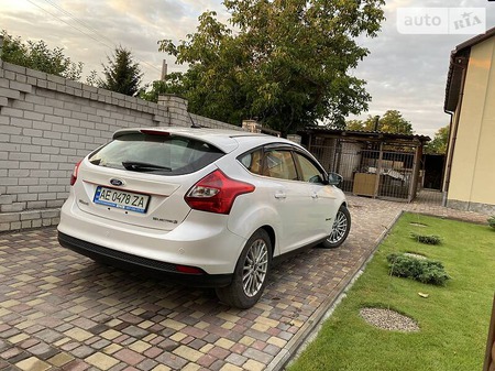 Ford Focus 2012  випуску Дніпро з двигуном 0 л електро хэтчбек автомат за 7999 долл. 