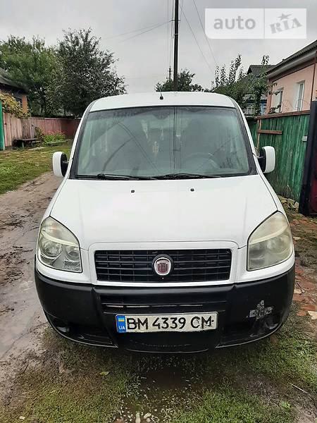 Fiat Doblo 2008  випуску Суми з двигуном 1.3 л дизель мінівен механіка за 4500 долл. 