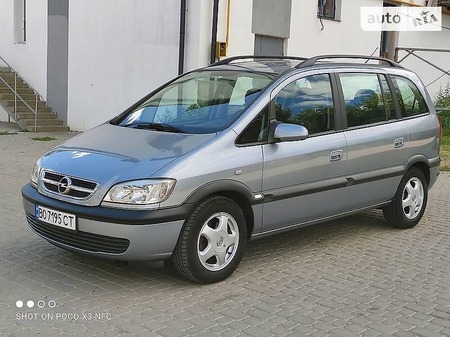 Opel Zafira Tourer 2003  випуску Дніпро з двигуном 1.6 л бензин універсал механіка за 5150 долл. 