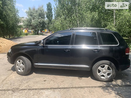 Volkswagen Touareg 2005  випуску Миколаїв з двигуном 2.5 л дизель позашляховик автомат за 8900 долл. 