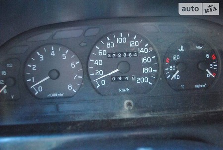 ГАЗ 3110 2003  випуску Чернігів з двигуном 2.4 л бензин седан механіка за 1500 долл. 