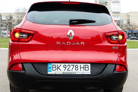 Renault Kadjar 2016  випуску Рівне з двигуном 1.5 л дизель позашляховик  за 17350 долл. 