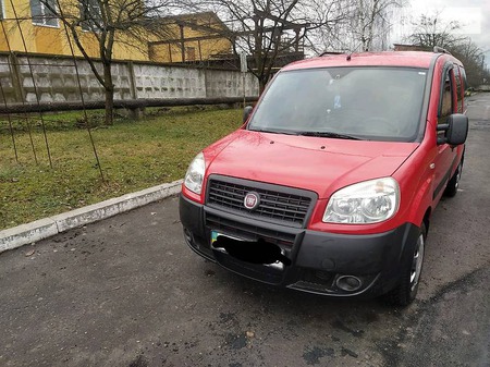 Fiat Doblo 2009  випуску Львів з двигуном 1.3 л дизель мінівен механіка за 6800 долл. 