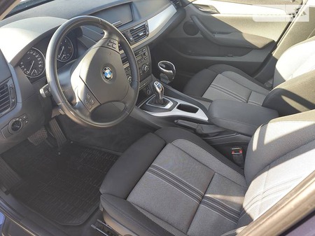 BMW X1 2012  випуску Чернівці з двигуном 2 л дизель хэтчбек автомат за 15950 долл. 