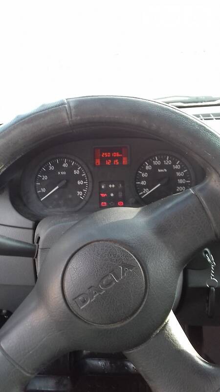 Dacia Logan 2009  випуску Львів з двигуном 1.6 л газ універсал механіка за 5000 долл. 