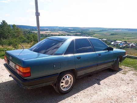 Audi 100 1990  випуску Тернопіль з двигуном 2.2 л бензин седан механіка за 2700 долл. 