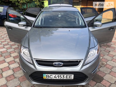 Ford Mondeo 2013  випуску Львів з двигуном 1.6 л бензин ліфтбек механіка за 9000 долл. 