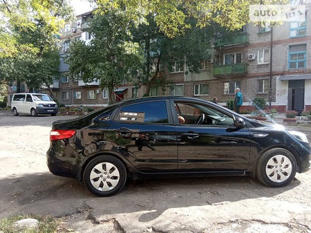 KIA Rio 2013  випуску Донецьк з двигуном 1.4 л бензин седан автомат за 8500 долл. 