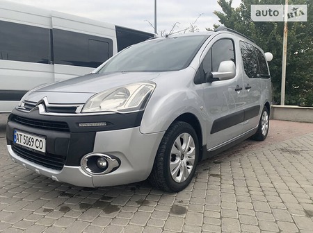 Citroen Berlingo 2012  випуску Івано-Франківськ з двигуном 1.6 л дизель мінівен механіка за 8500 долл. 