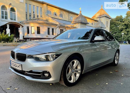 BMW 328 2016  випуску Харків з двигуном 2 л бензин седан автомат за 18800 долл. 