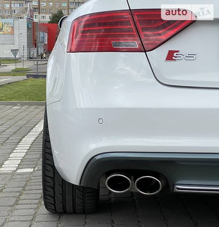 Audi S5 Coupe 2013  випуску Львів з двигуном 3 л бензин купе автомат за 25000 долл. 