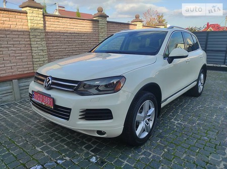 Volkswagen Touareg 2012  випуску Київ з двигуном 3.6 л бензин позашляховик автомат за 19900 долл. 