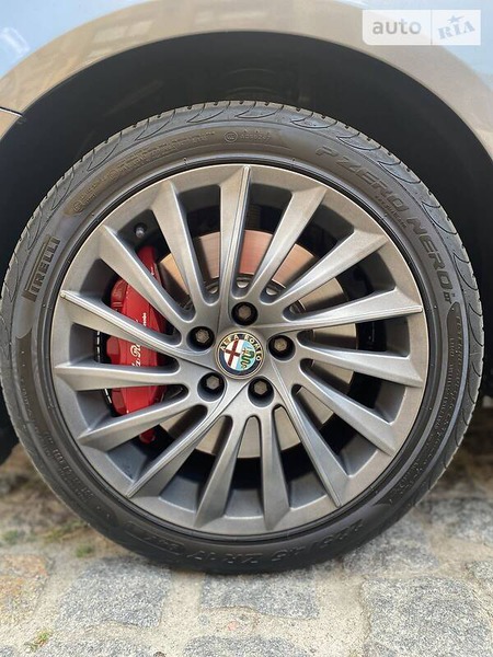 Alfa Romeo Giulietta 2012  випуску Київ з двигуном 2 л дизель хэтчбек  за 11700 долл. 
