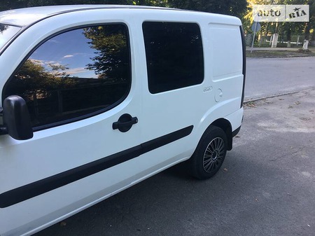 Fiat Doblo 2006  випуску Хмельницький з двигуном 1.6 л  мінівен механіка за 5000 долл. 