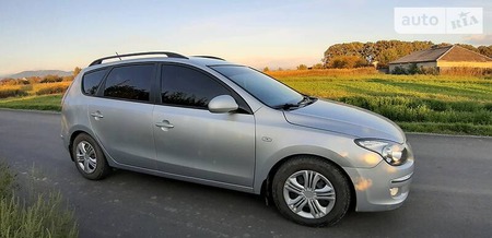 Hyundai i30 2010  випуску Ужгород з двигуном 1.6 л дизель універсал механіка за 6700 долл. 