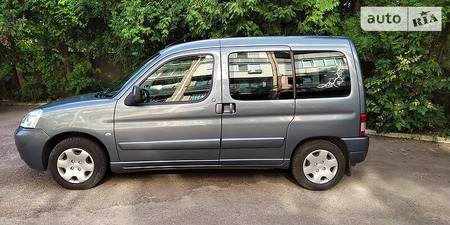 Citroen Berlingo 2007  випуску Чернігів з двигуном 1.4 л бензин універсал механіка за 5500 долл. 