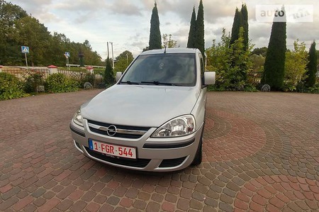 Opel Combo Life 2010  випуску Івано-Франківськ з двигуном 0 л дизель універсал механіка за 6800 долл. 