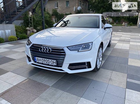 Audi A4 Limousine 2019  випуску Донецьк з двигуном 2 л бензин седан автомат за 25200 долл. 
