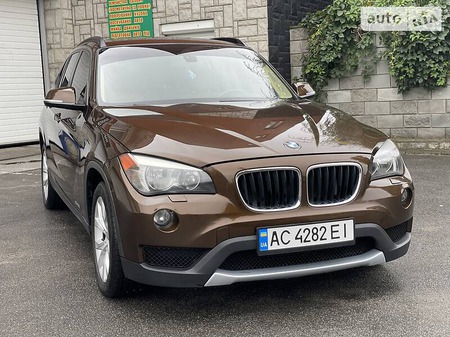 BMW X1 2012  випуску Хмельницький з двигуном 2 л бензин позашляховик автомат за 12900 долл. 