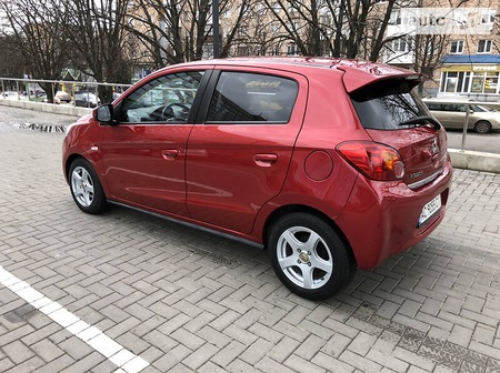 Mitsubishi Space Star 2013  випуску Луцьк з двигуном 1.2 л бензин хэтчбек автомат за 8200 долл. 