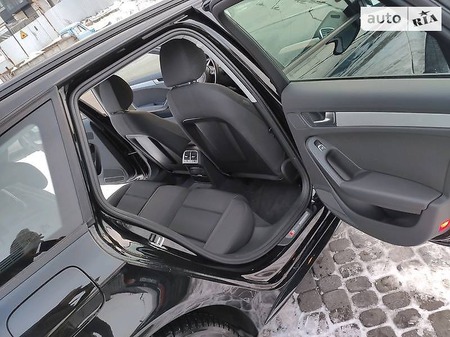 Audi A4 Limousine 2015  випуску Львів з двигуном 2 л дизель універсал автомат за 16500 долл. 